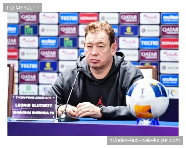 斯卢茨基押宝433强攻阵型 伤病红牌让战术实验夭折